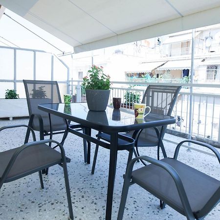 Modern 1 Bd Balcony Apt Near Metro In Kato Patisia Афины Экстерьер фото