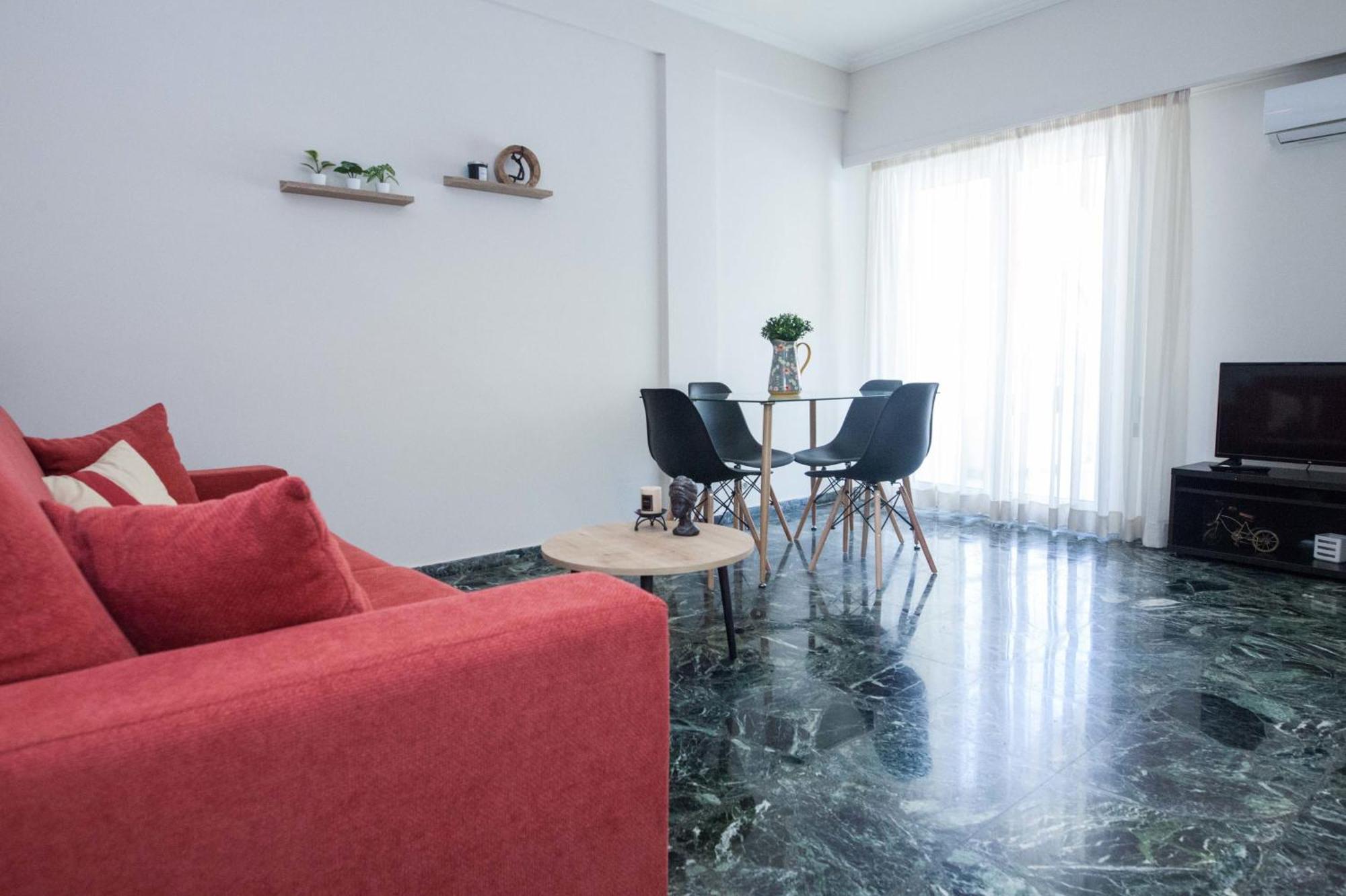 Modern 1 Bd Balcony Apt Near Metro In Kato Patisia Афины Экстерьер фото